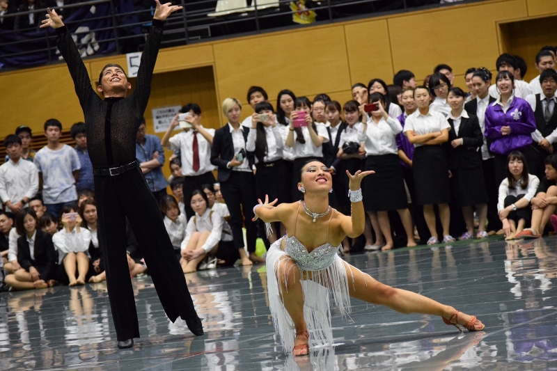東部日本学生競技ダンス選手権大会 ルンバの部 優勝 勝てるドレス　日本製のセミオーダーラテン衣装　白ラテンフリンジドレス